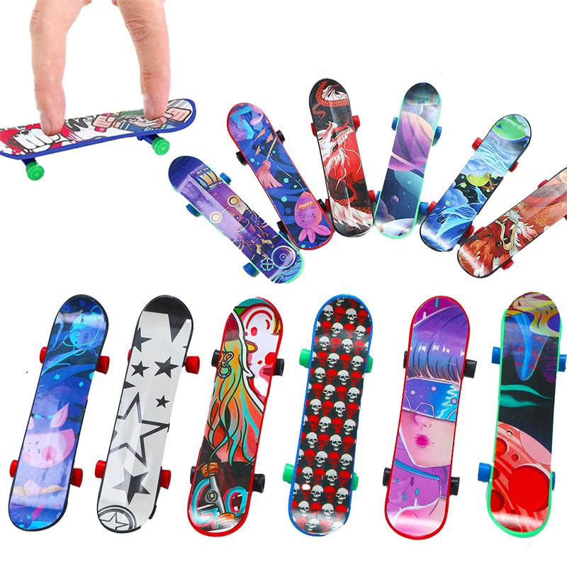 10/20Pcs Finger Skateboard Toys Creative Fingertip Fingerboards Toys for Kids Birthday Party Favors School Gift Goodies Filler