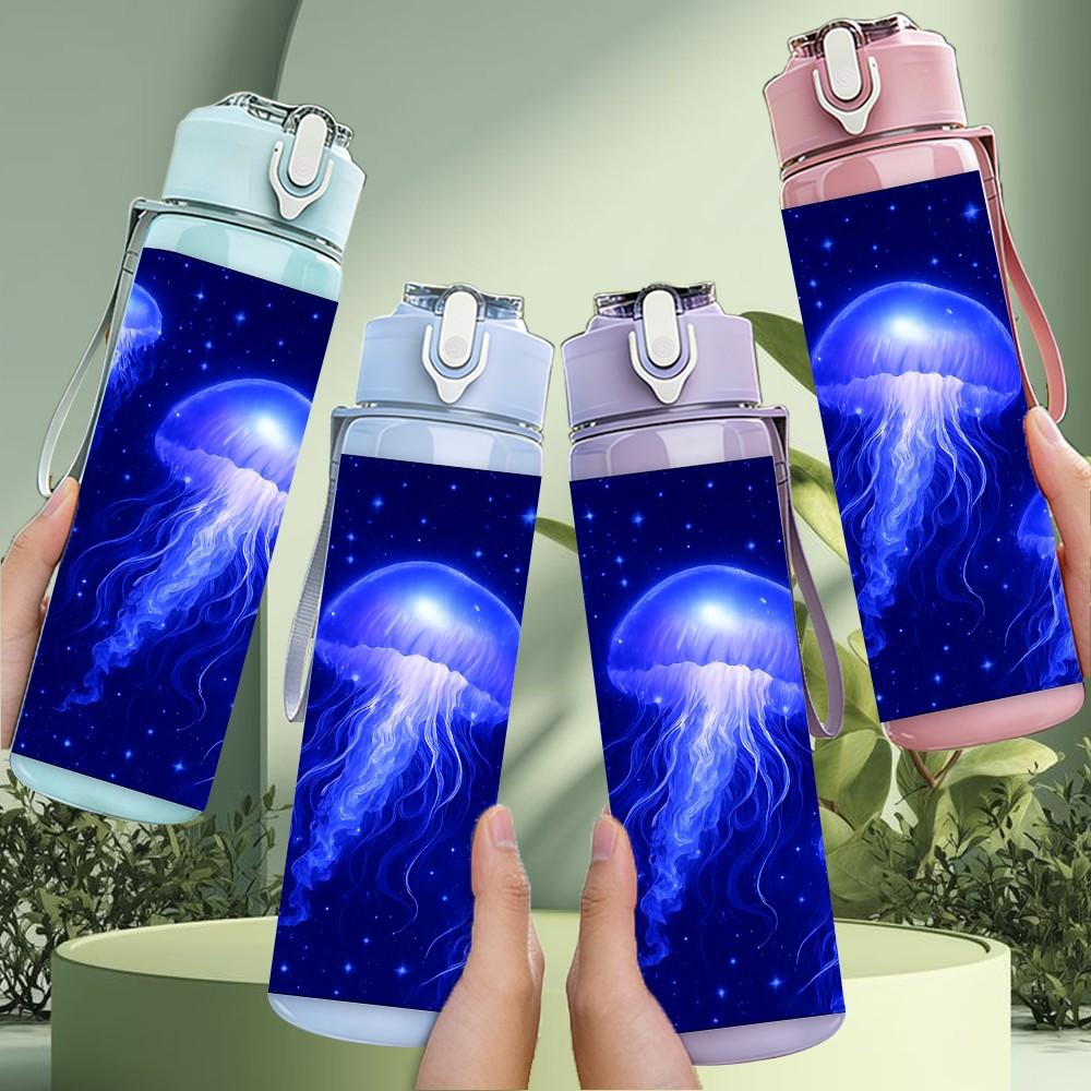 1PC Dark Blue Glowing Jellyfish Ocean Print 750ml Color Plastic Sports Water Bottle Leakproof Flip Straw Lid Suitable for Sports Office Home Use