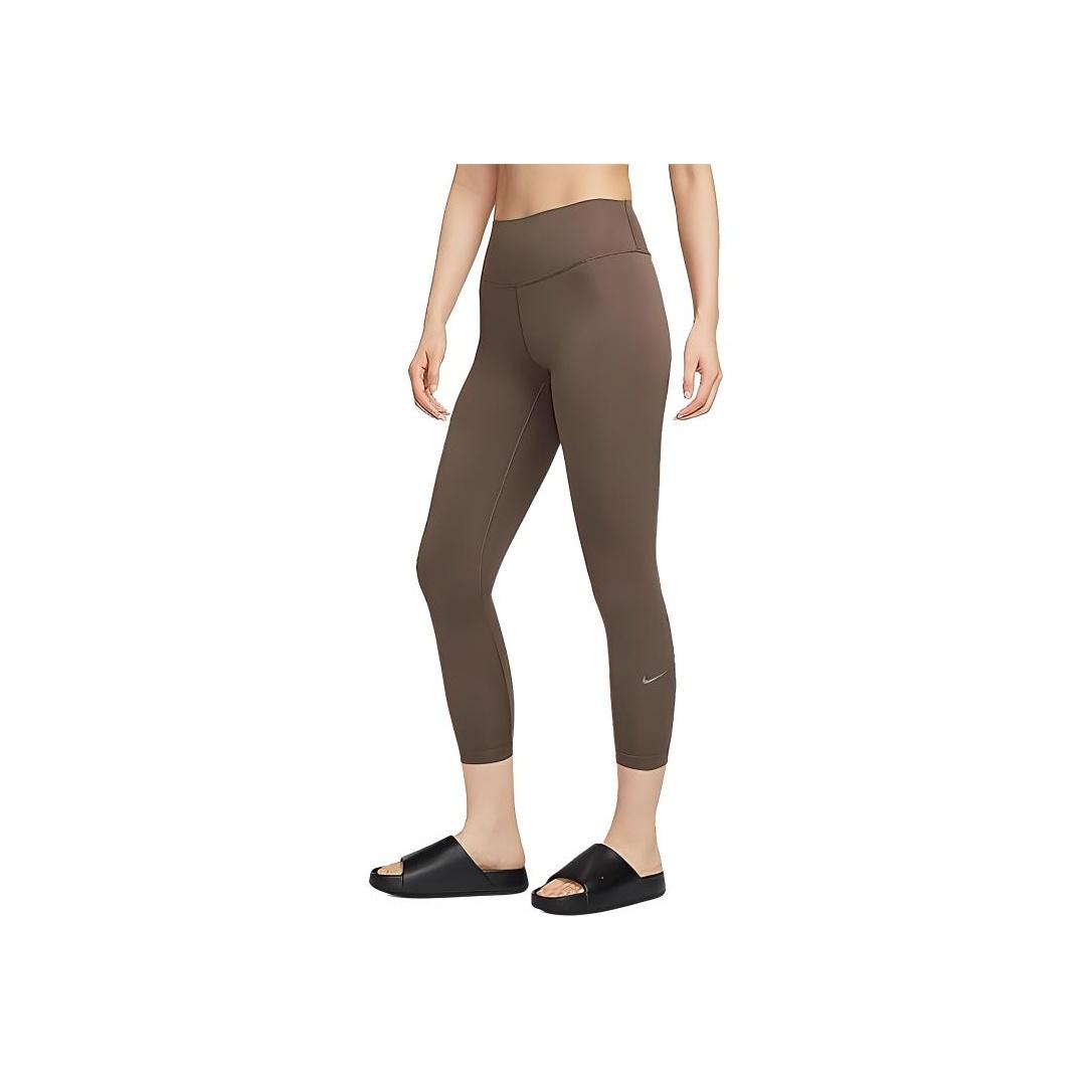 

Новые спортивные брюки Nike ONE женские коричневые FN3233-004 XS