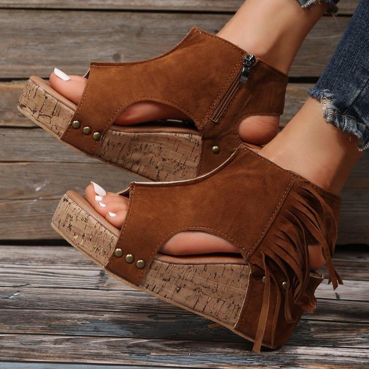 2023 Sommer Fransen Nieten Keilabsatz Sandalen: Damen Wasserdichte Plateau-Schuhe mit Hohlkehle und Hohem Absatz, Fischmaul, Übergrößen Verfügbar