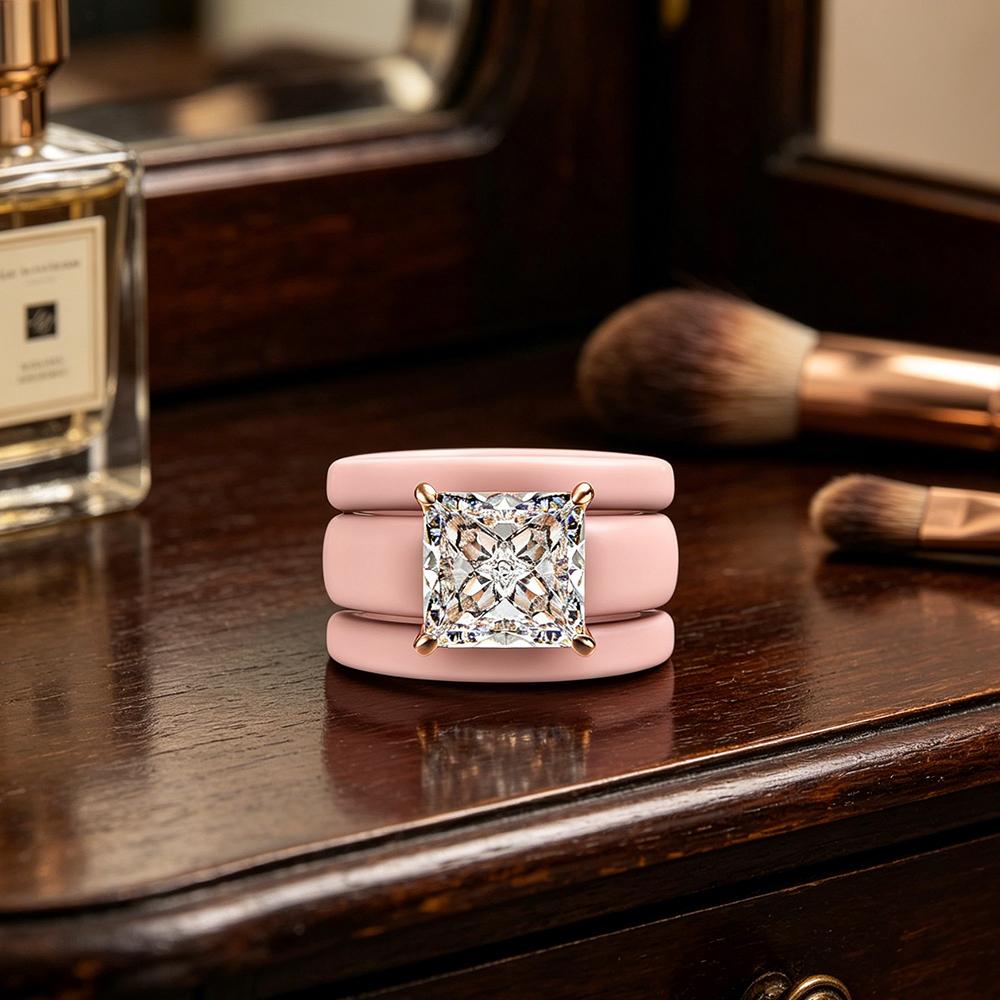 Prinzessschliff Zirkonia Ring mit 3-lagigem rosa Keramikband, Moderner klobiger Roségold-beschichteter Statement-Ring, Brautversprechen J