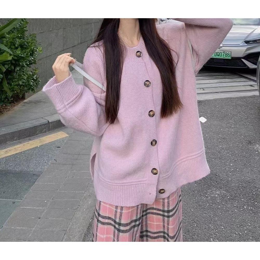 A Laid-back and Retro Split Sweater Jacket for Women In The Gentle Autumn and Winter Style, Soft and Loose Long-sleeved Knitted Cardigan Top