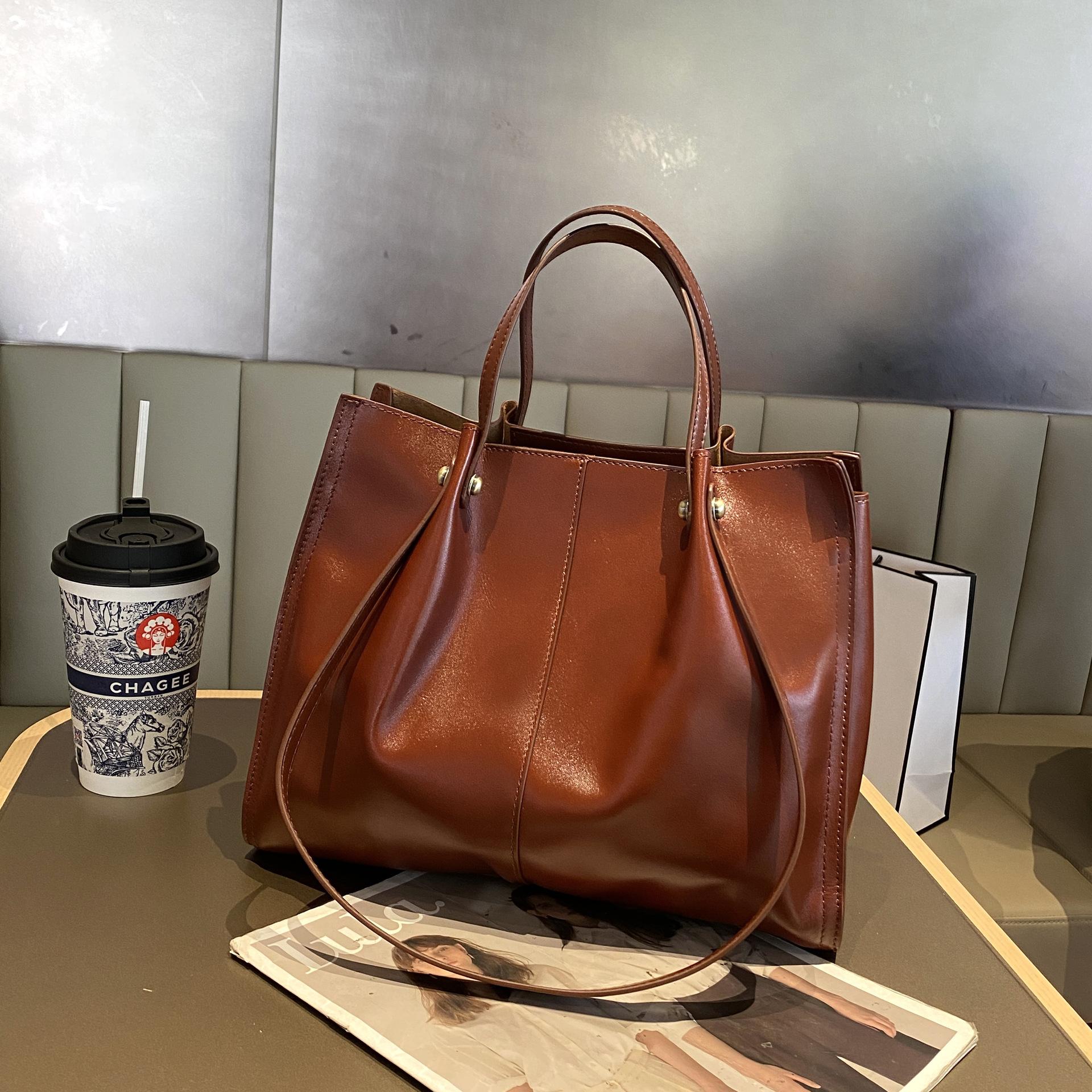 

Женская сумка через плечо из коровьей кожи, большая сумка-мессенджер.