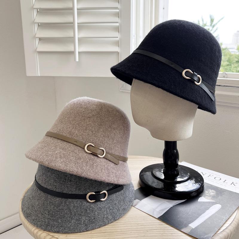 Ullig Baskerhatt för Kvinnor På Hösten och Vintern Koreansk Stil Mångsidig och Ansiktsförbättrande Liten Ullig Cylinderhatt Köldtålig och Varm Fiskarhatt