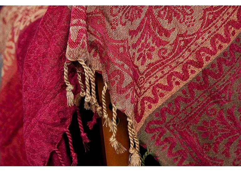Coperta Plaid in Tessuto Cinigliato Stile Sud-Est Asiatico per Divano