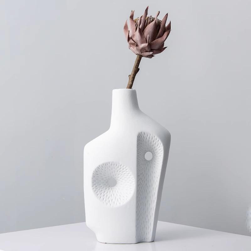Abstract Art Geometric Ceramic Vase, Black and White Irregular Flower Ware, Living Room, Office, Hall Countertop Decoration