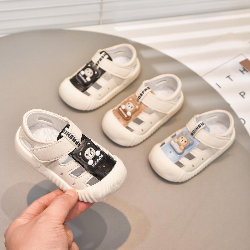 Cute Cartoon Breathable Soft Sole Flash Light Infant Toddler Walking Sandals
