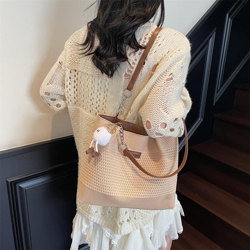 Large Capacity Knitted Woven Bag Women's Summer New Versatile Shoulder Bag Seaside Vacation Beach Bag