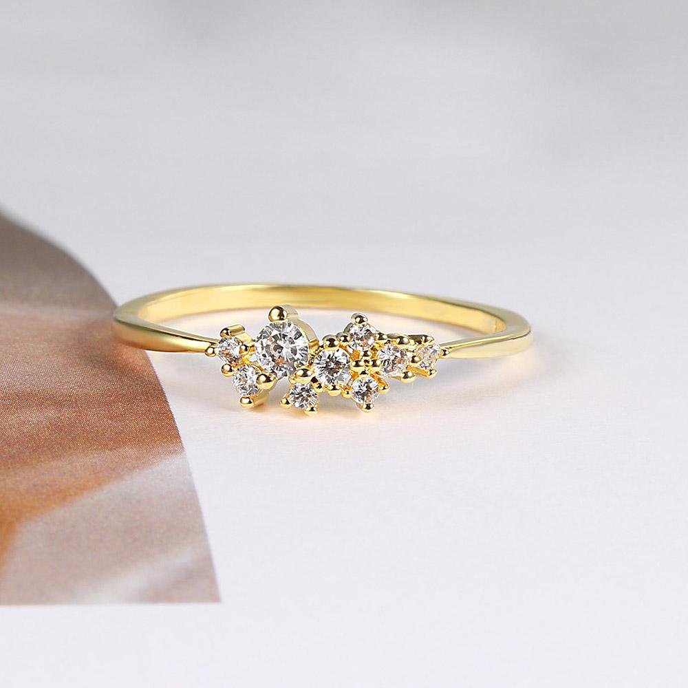 Trendy Elegant Dainty Rings For Women Romantic Women's Ring Shiny Zircon Gold Color Thin Finger Ring Accessories Jewelry KCR088
