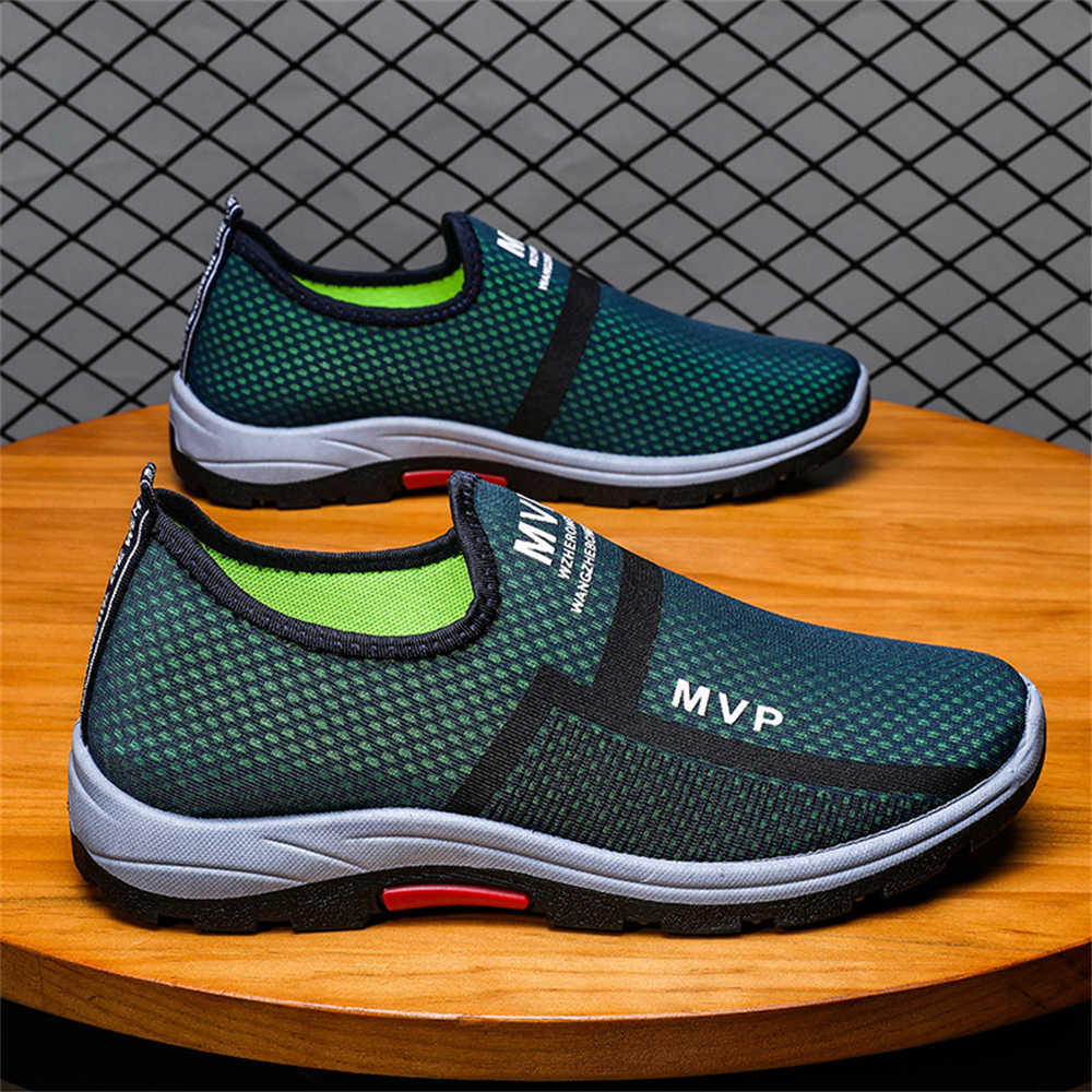 Fashion Dark Black Mens Dressing Shoes Boots Sneakers Mens Casual Gentlemen Shoes Sport Fat Specials Sports-et-leisure Raning