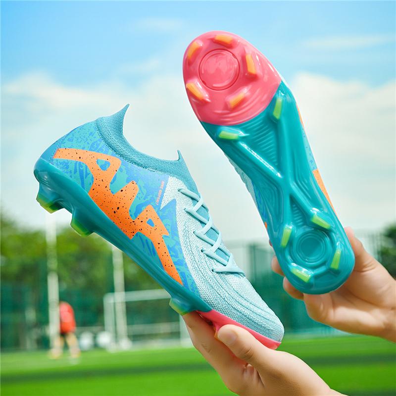 New Professional Football Boots Men Soccer Shoes Adult's Society Football Cleats Ultralight Training Soccer Outdoor Sneaker