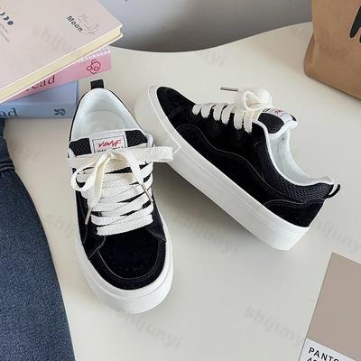Women's Casual Sports Shoes Retro Fashion Anti Slip Platform Outdoor Skateboard Shoes 2025 New Lace Up Running Shoes Sneakers