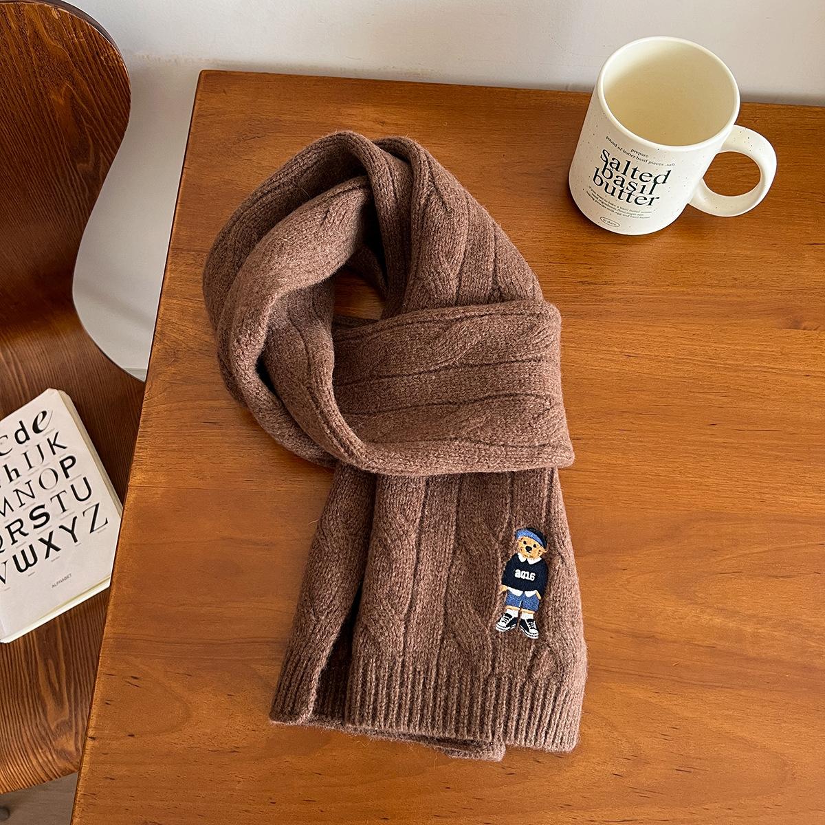 New 100% Australian Wool Scarf Twisted Cable Knit British Vintage Embroidered Knitted Bear Scarf Thickened for Warmth 160X20CM