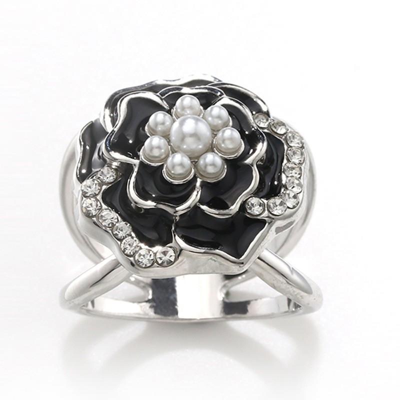 

Silk Scarf Buckle Peony Flower Drip Oil Pearl Multi Functional Clothing Corner Ring срібний