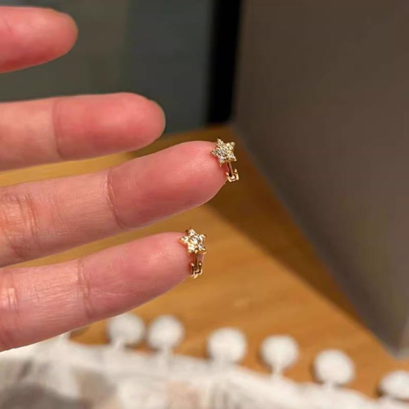 Quality Star Zircon Earring Clip for Women - Small-scale, Luxury, High-end Ear Ring with Elegant Style, Simple and Compact Earring Set