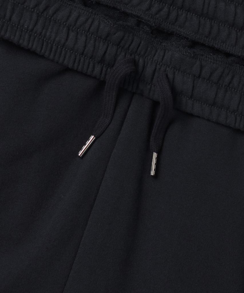 MUSINSA STANDARD One-Pleat Cargo Bermuda Sweatpants [Black]