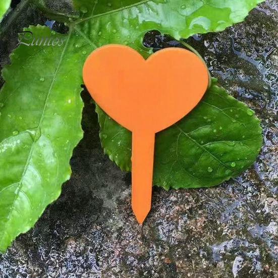 Plastic Plant Markers 100Pcs Heart Shape Tags Waterproof Gardening Labels Reusable for Pots Flower Beds Herb Gardens Identification