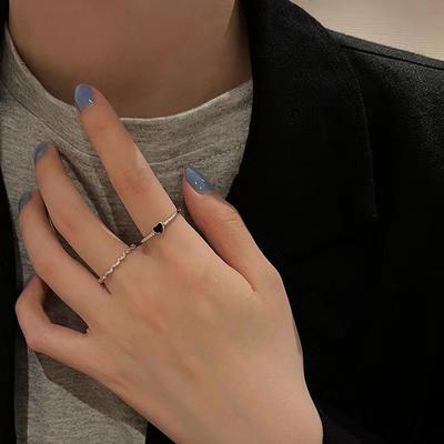 Schwarzer Liebesöl-Tropfring, weibliches kleines Design, kühler Wind, leichte Luxus-Zeigefingerring, süßer, cooler Ring