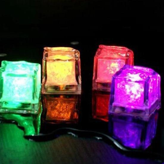 12 ks LED světlo Aktivace tekutinou Měnící barvu Ledové kostky Vícebarevné 7barevné LED Kostky ledu Potravinářské