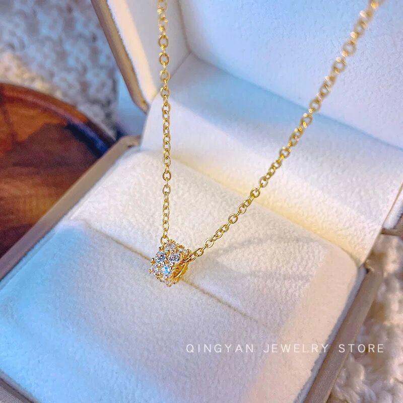 

[Titanium Steel] New Arrival Anti-Fading Anti-Allergy Diamond-Studded Necklace Female Trendy Minimalist Four-Leaf Clover Clavicle Chain 18K Ornament X201 Gold