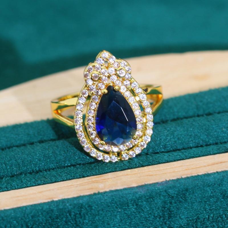 Korean Version of Ultra Shimmering Micro Inlay Jewelry Anti-allergic Zircon Bracelet Necklace Earrings Jewelry Set