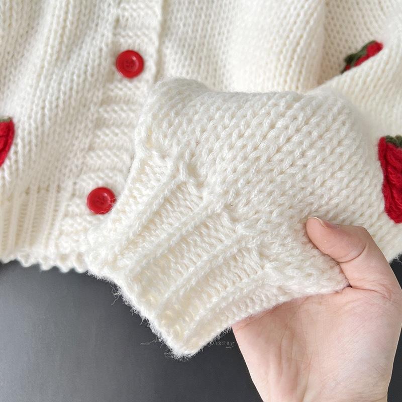 Autumn Womens Clothes Fashion Embroidery Strawberry Knitted Sweater Cardigan Sweet V-Neck Lantern Long Sleeve Loose Cardigans Coat