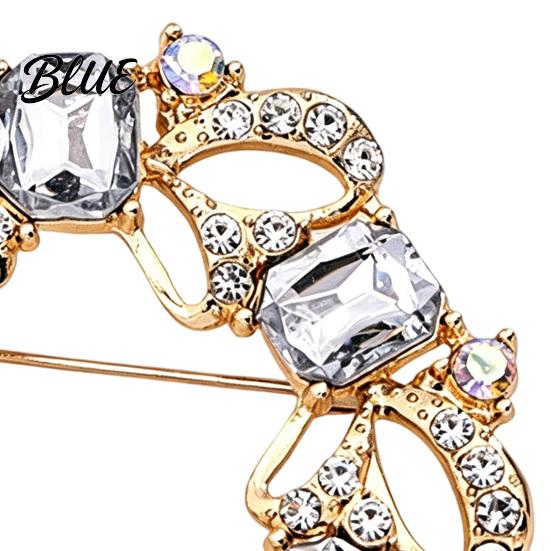 Formal Outfit Embellishment Women Rhinestone Hollow Wreath Brooch Dainty Decorative Badge Brooch Pin Sweater Cardigan Coat Dress Jewelry Accessories