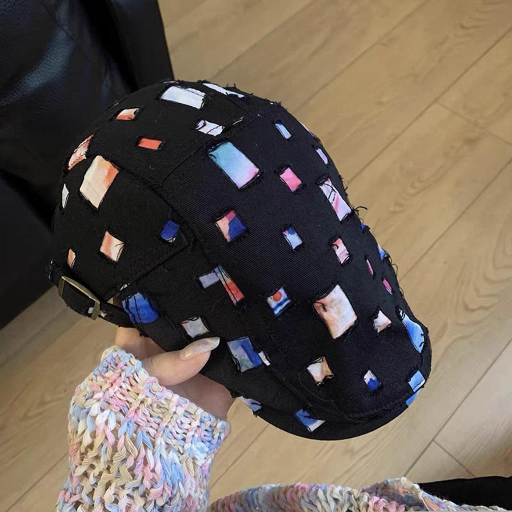 Japanese Y2K Big Head Circumference Niche Design Old Broken Hole Oil Painting Forward Hat Female Face Small Subculture Painter Hat