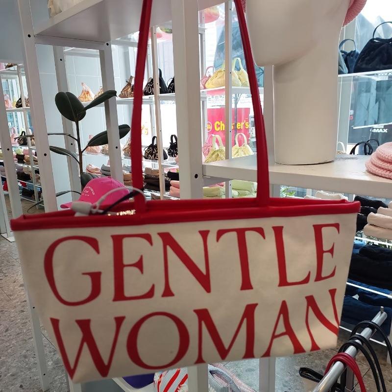 

New niche design fashionable versatile shoulder bag handbag underarm bag красный