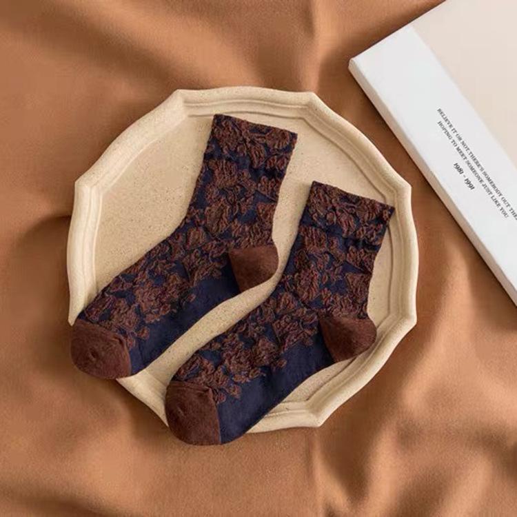 Vintage Dark Pattern Mid-Calf Slouch Socks with Embossed Flowers - Trendy Casual Wear for Spring and Autumn