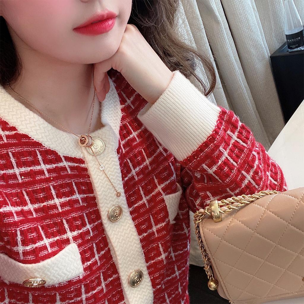 Retro contrasting color round neck plaid small fragrant knitted sweater cardigan autumn and winter fashion gentle wind sweater women's coat top