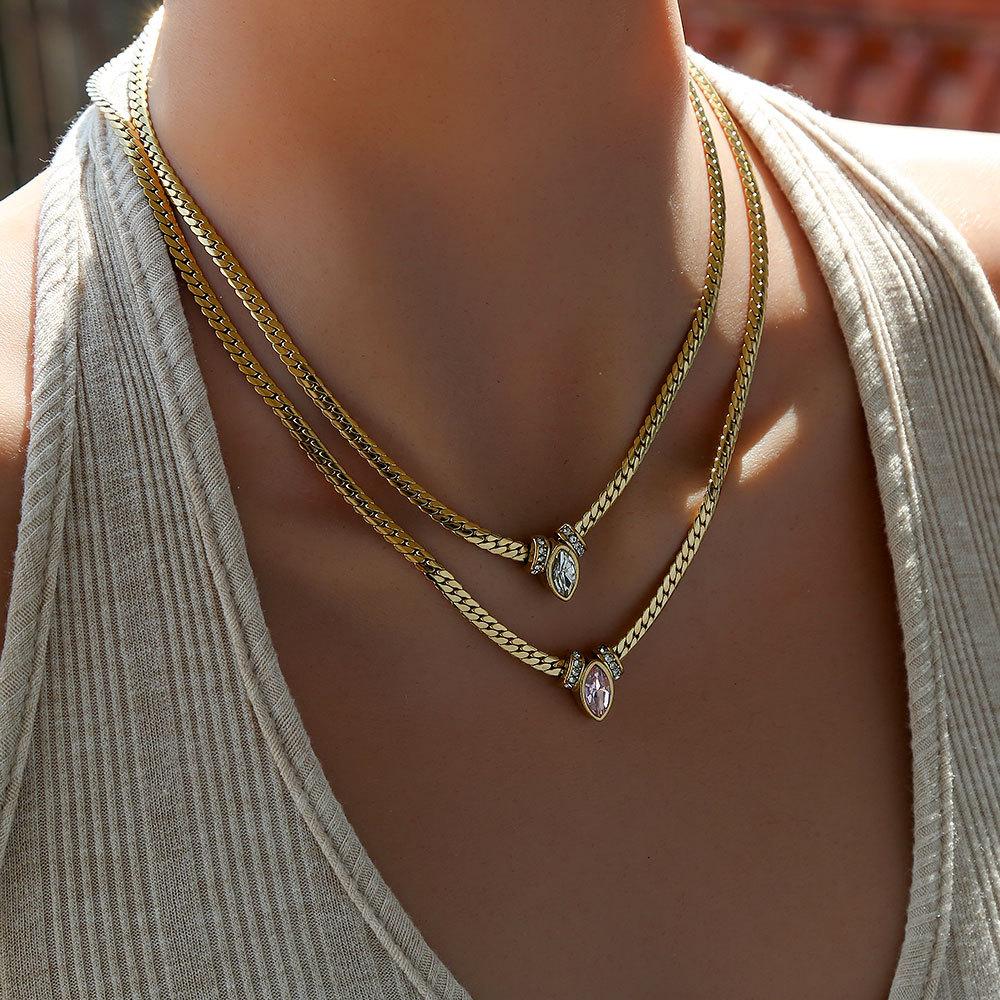 European/American Stainless Steel Diamond-encrusted Eye Necklace High-end Sense Niche Retro Collarbone Chain Titanium Steel Item Jewelry Women