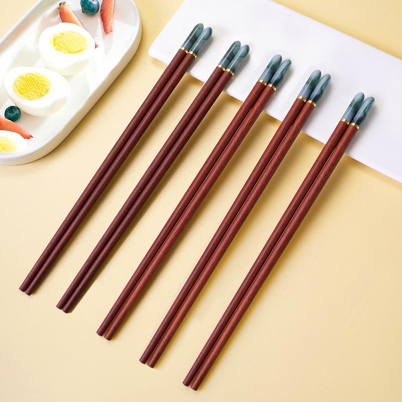 Luxury Imitation Jade & Chicken Wing Wood Chopsticks Set: Antibacterial, Mold-Resistant, Lacquer-Free, and Wax-Free In a Premium Gift Box.
