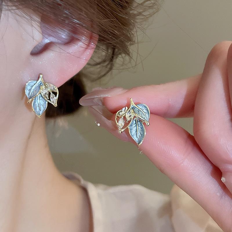 Blue Unique Leaf Earrings, Fashionable Small Fresh Earrings, Niche Light Luxury High-End Versatile Earrings