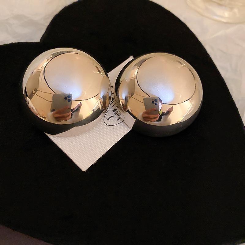 European and American Simple Geometric Beanie Stud Earrings Personalized Trend Earrings Metal Cold Wind Earrings Women