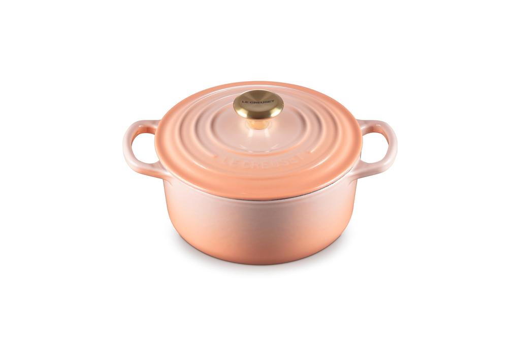 Le Creuset Signature Cocotte Ronde 18 cm Cast Iron Enamel Pot, Péch, Gas, Induction, and Oven Compatible [Official Japanese Product]