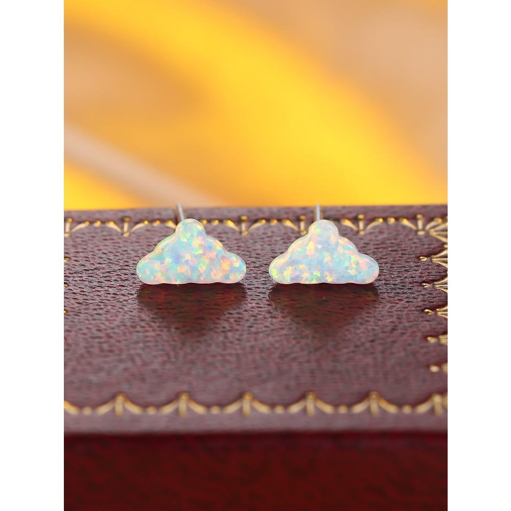 Minimalist Design Cloud Earrings Fresh and Versatile Mini Non Removable Exquisite Ear Hole Care