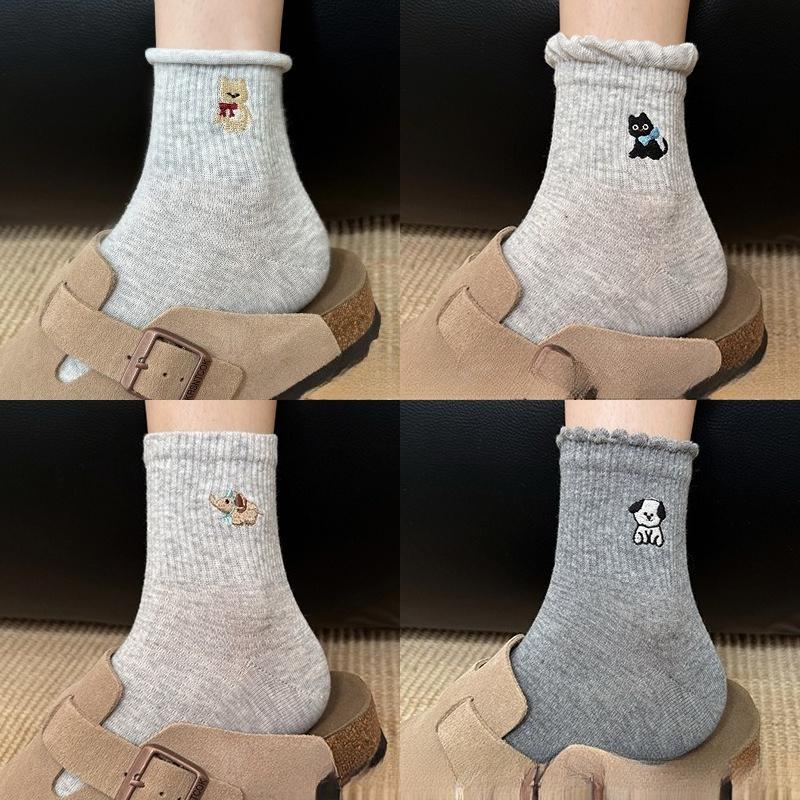 4 Pairs of Female Spring and Summer New Solid Color Embroidery Lace Cute Animal Sport Tube Cotton Socks