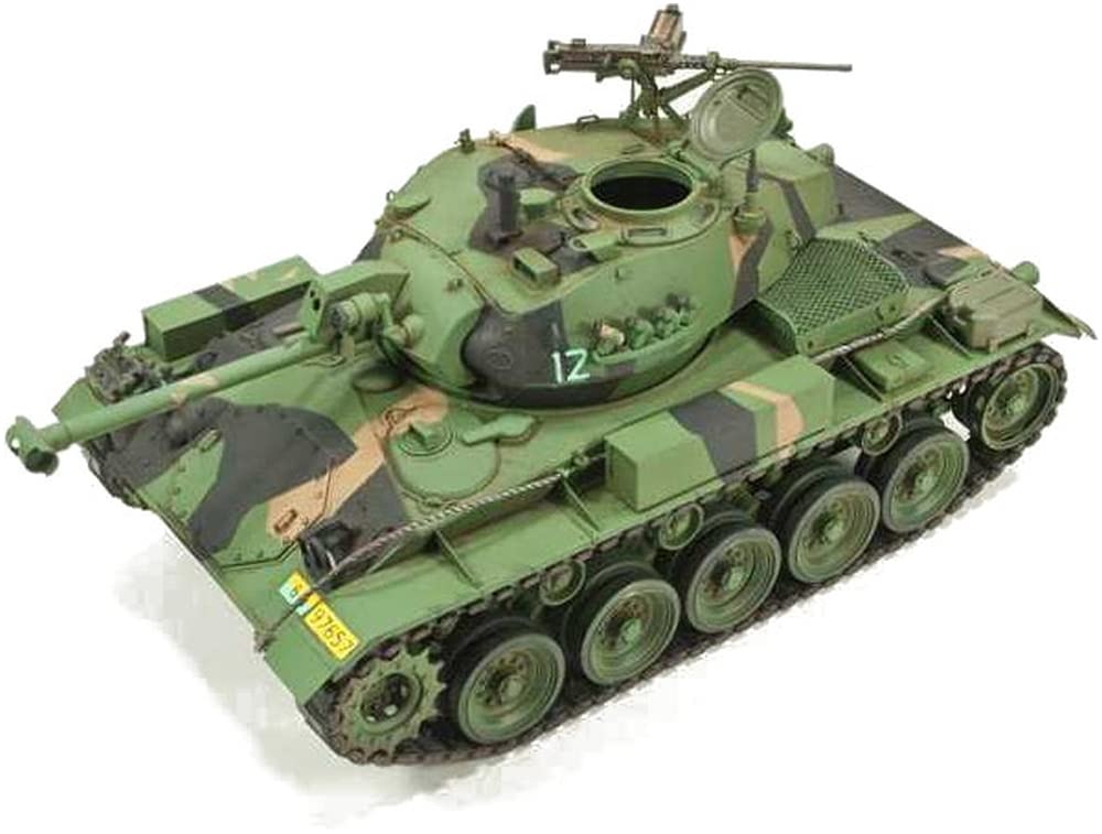 AFV Club Norwegian Army Light Tank FV35S82 Plastic Model Kit 1/35 NM-116