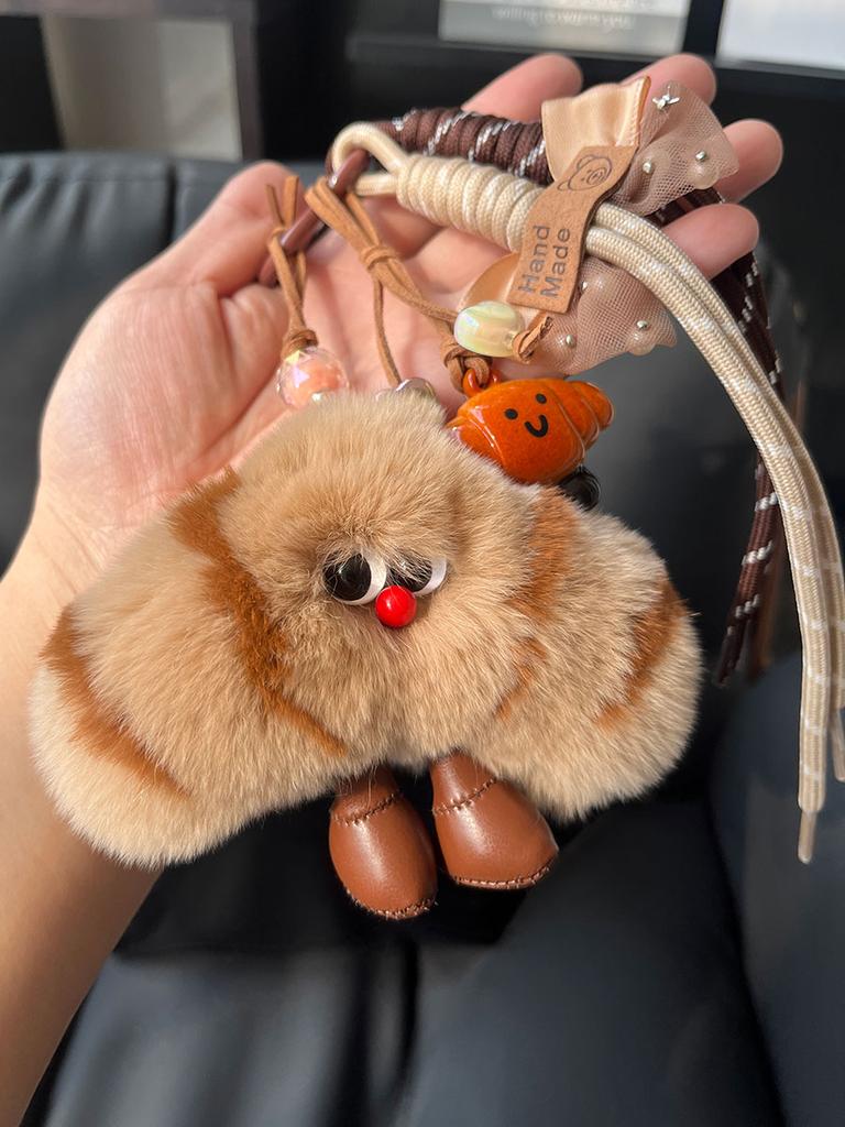 Real Rabbit Fur Croissant Keychain Cute Bread Shape Bag Charm Car Key Ring Plush Pendant Key Holder Kawaii Car Accessories