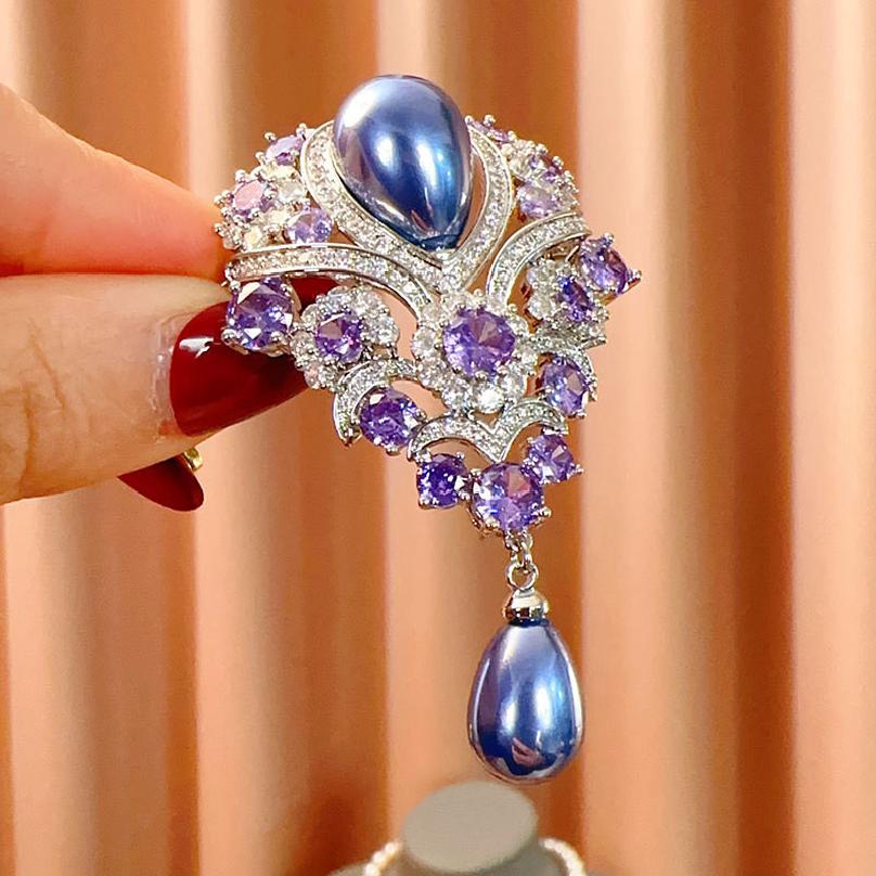 Retro Blue Crystal Big Waterdrop Pendant Brooch for Women Full of Rhinestone Brooch Pin Clothing Accessories Vintage Brooch