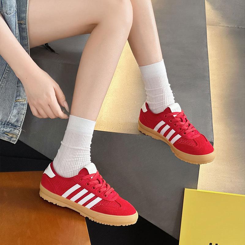 Retro leather German training shoes women's spring and summer new versatile sports and leisure shoes Clover Forrest Gump shoes