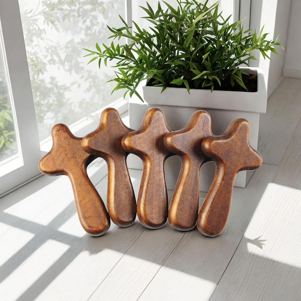 5Pcs Wooden Holding Cross Colleague Comfort Small Decoration Family Religious Person Hand Held Prayer Cross Pinewood Wood Cross