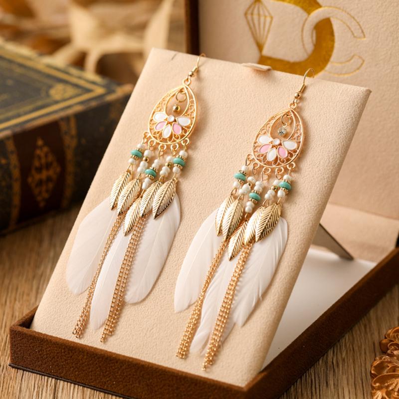 Fashion Vacation Style Bohemian Feather Earrings for Women Ethnic Long Chain Bead Leaf Dangle Earrings Party Daily Jewelry