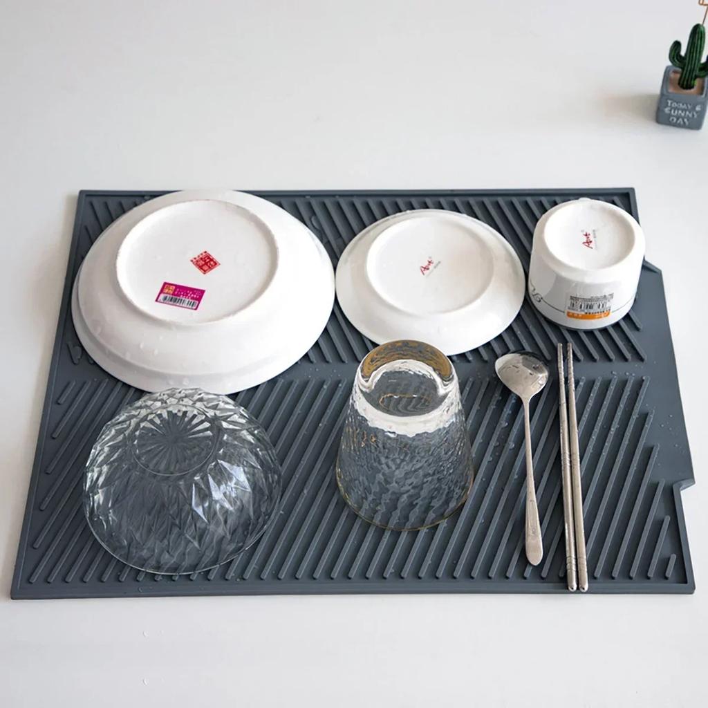 1PC Silicone Drain Pad Drying Mat Pots Dish Drain Mat for Kitchen Tableware Non-slip Mats Anti-scald Coaster Kitchen Utensils