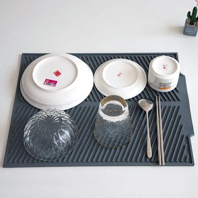 Food Grade Silicone Water Filter Pad Dish Fruit Vegetable Drain Drying Mat Non-slip Tableware Mat Heat-Resistant Kitchen Tool