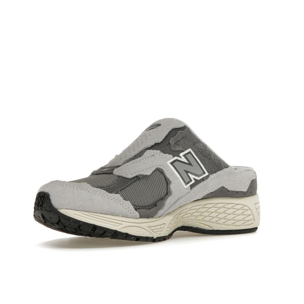 New Balance 2002R Mule Protection Pack Unisex Sneakers Grey Rain-Cloud M2002NA