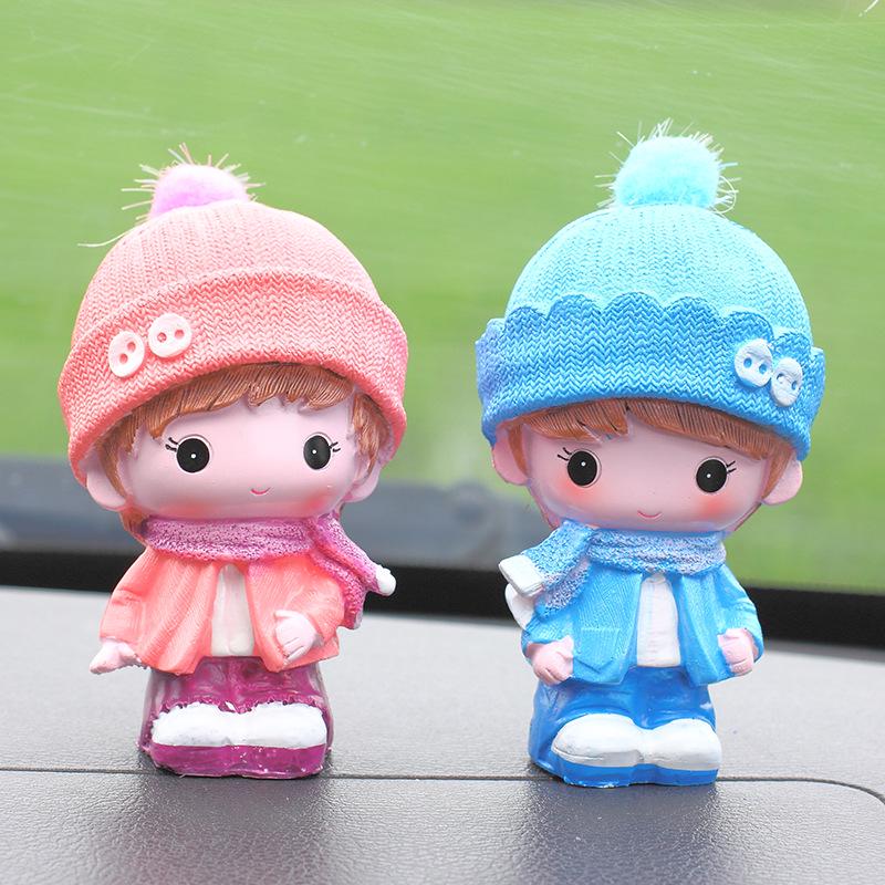 Creative Cartoon Couple Dolls for Car Interiors and Home Decor - Small Festival Ornaments and Gifts