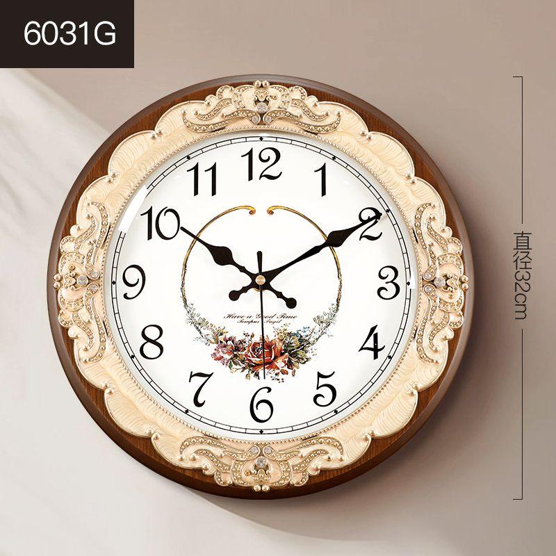 Retro Solid Wood Wall Clock, Living Room Home Fashion Wall-mounted Timepiece, Round High-end Silent Wall-mounted Watch