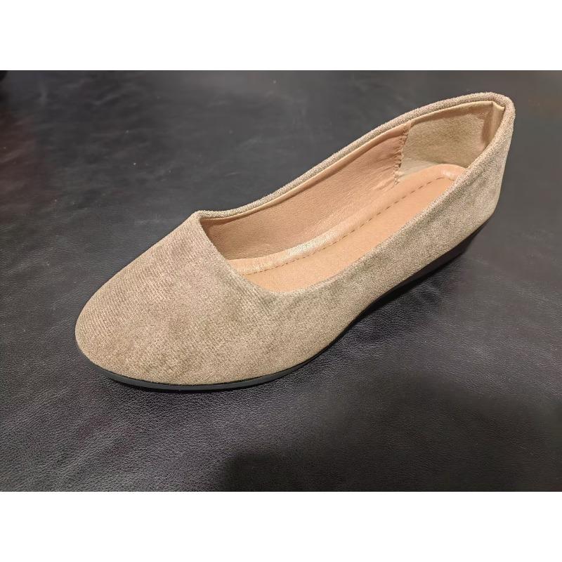 Spring New Pointed Women's Shoes Large Size Shallow Mouth Bevel Heel Single Shoes Women's Doudou Shoes Sports and Leisure Shoes Women
